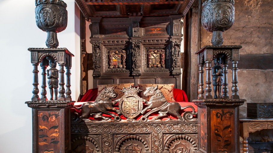 Старинная мебель стиль Тюдор