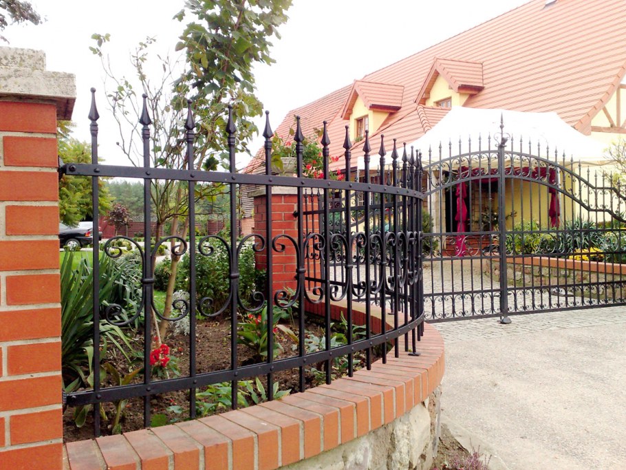 Красивый забор