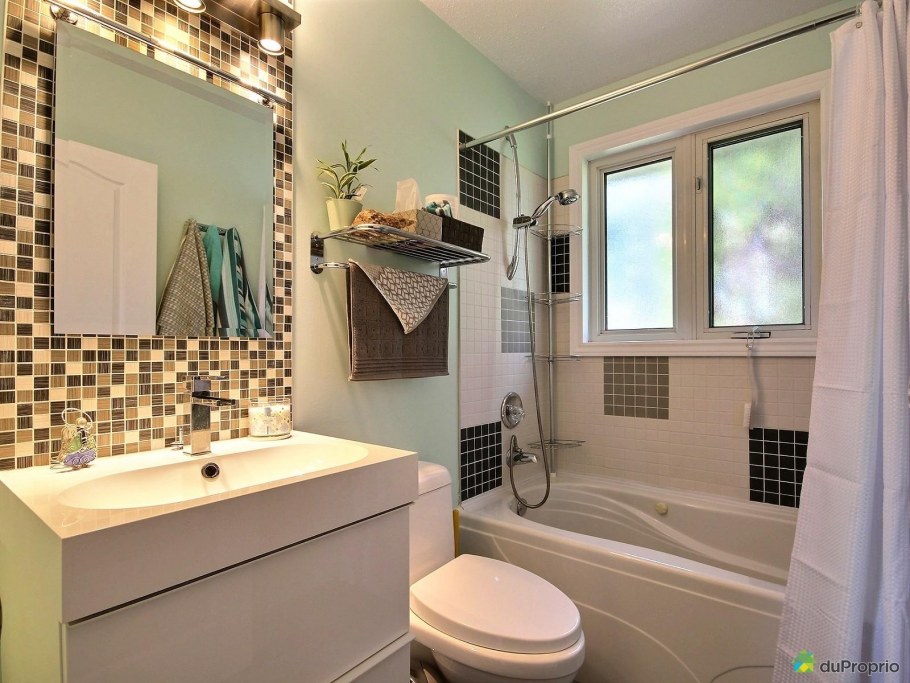 Ванная с душевой кабинкой 2кв м