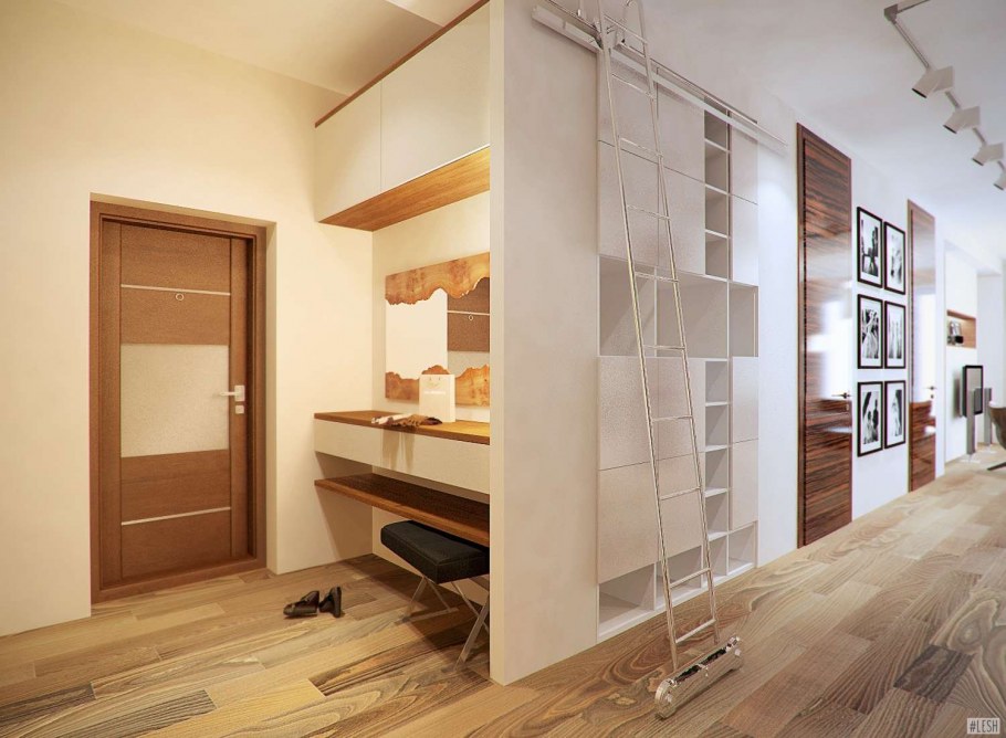 Полка над дверью