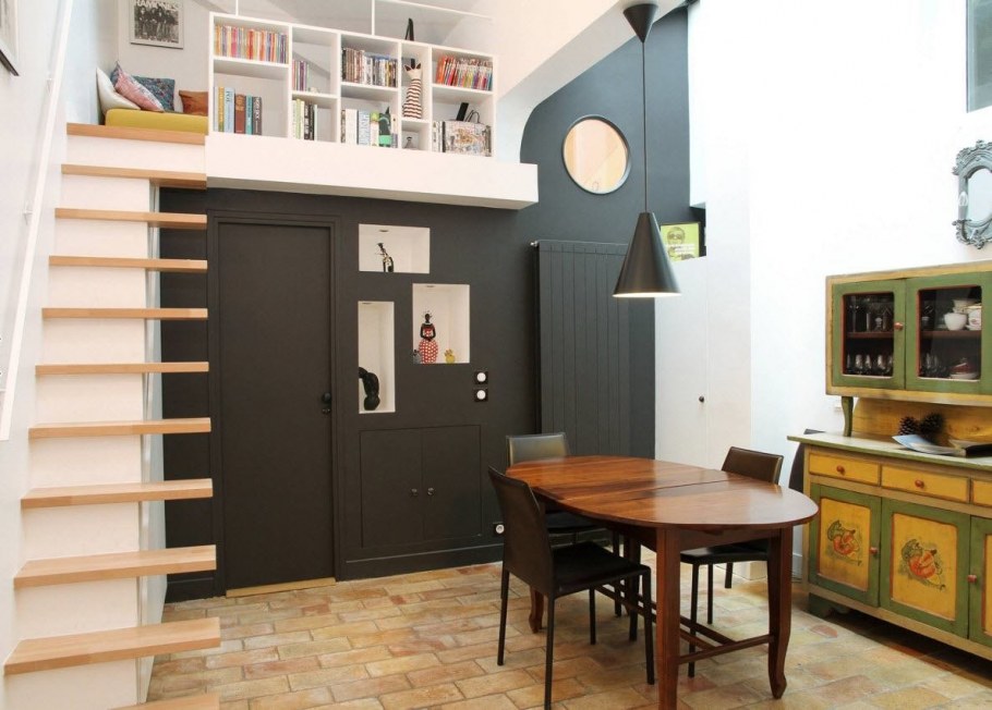 Антресоль в комнате