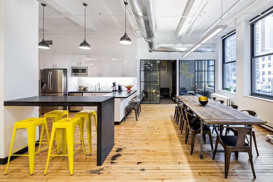 Интерьер офисной кухни