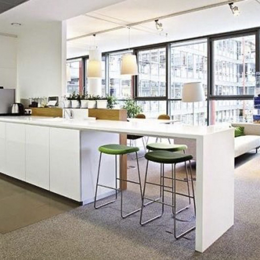 Офис опен Спейс зона кухни