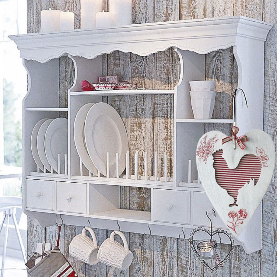 Деревянные полочки для кухни