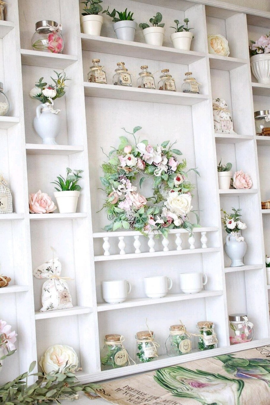 Кухонные полочки в стиле Прованс