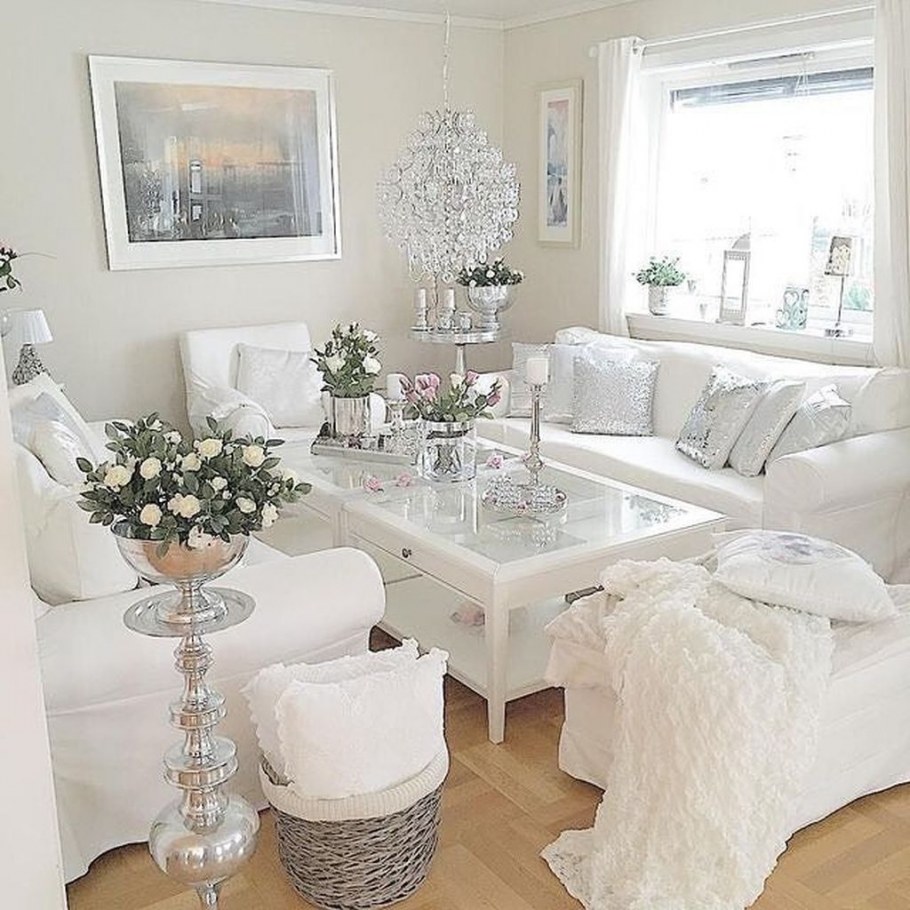 Красивые гостиные с белой мебелью