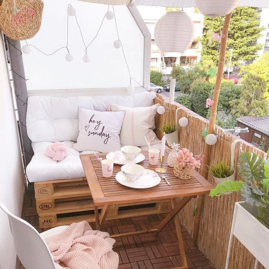 Декор балкона