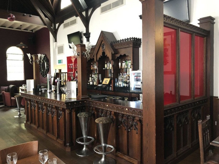 Кафе в Барселоне лес