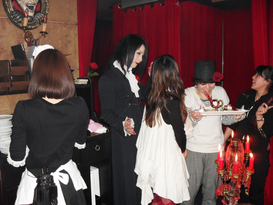 Кафе Готика на Ангарской 39 Москвы