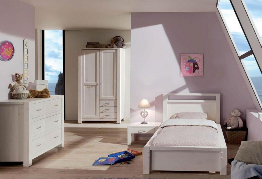 Бирюзовые стены в спальне