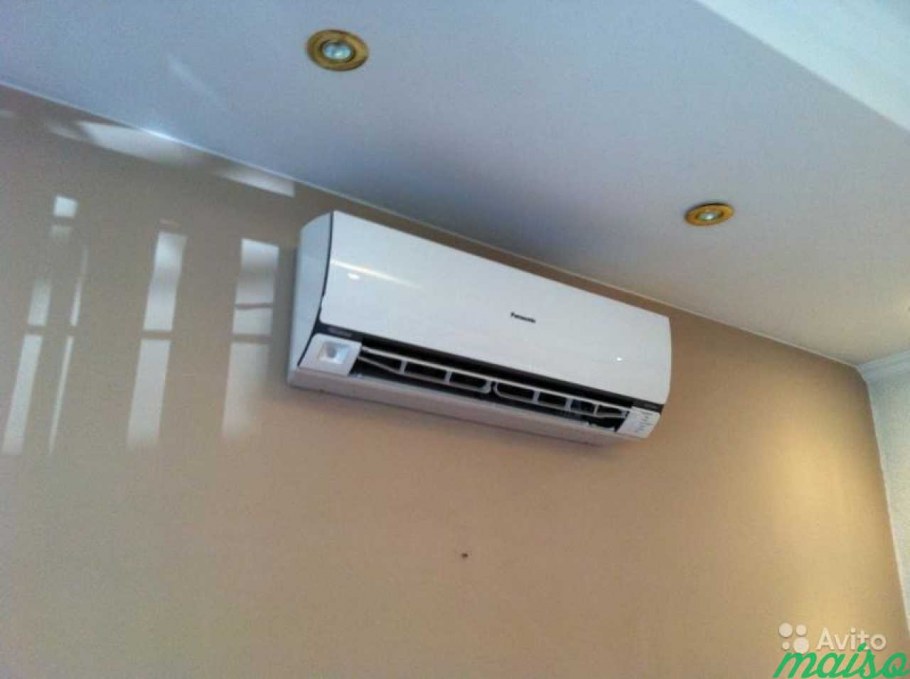 Кондиционер в комнате