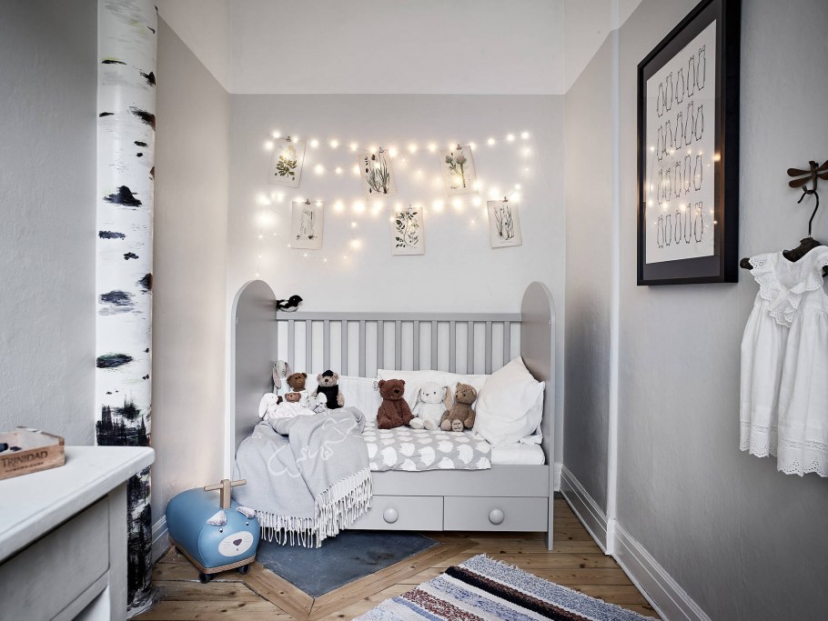 Детская спальня белая