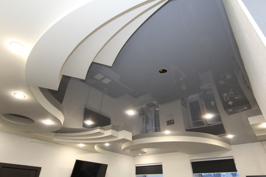 Необычные натяжные потолки
