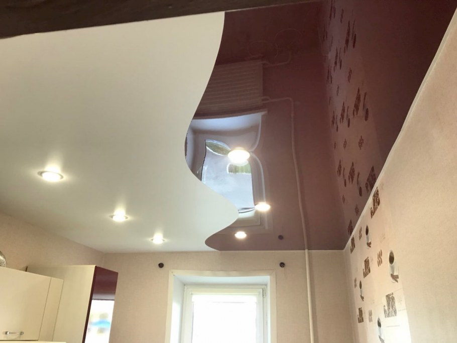 Закругленный потолок