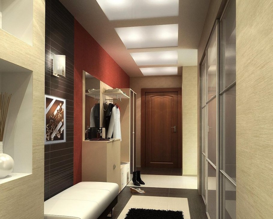 Интерьер длинной прихожей