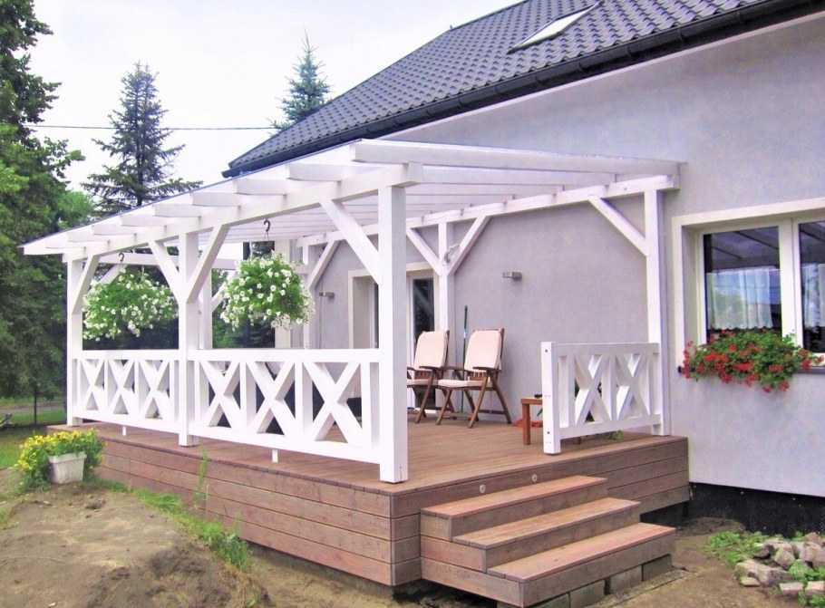 Беседки пристроенные к дому