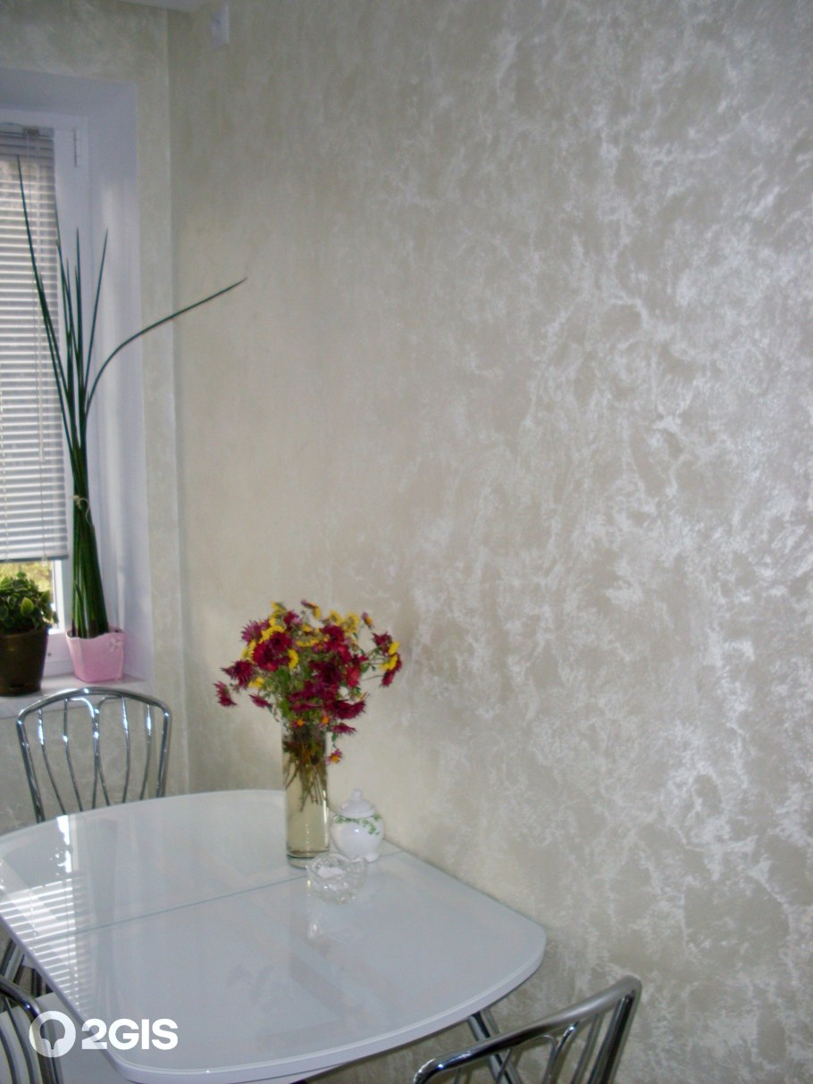 Фактурная штукатурка на кухне