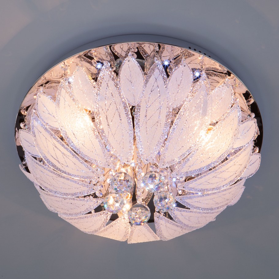 Люстра в спальню потолочная