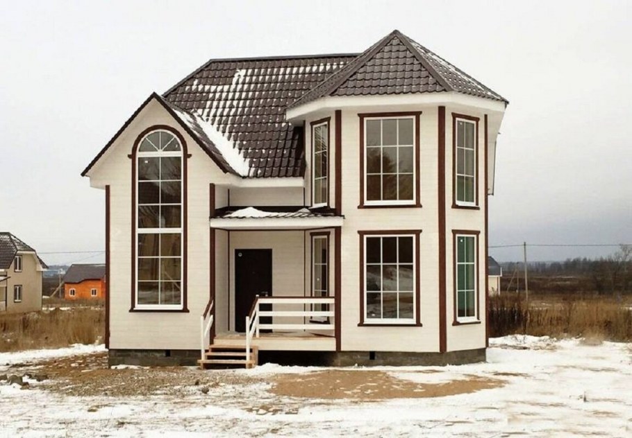 Каркасный дом с эркером