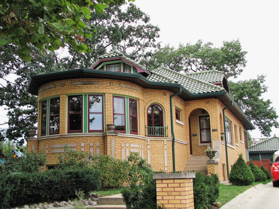 Проекты 2 этажных домов с эркером