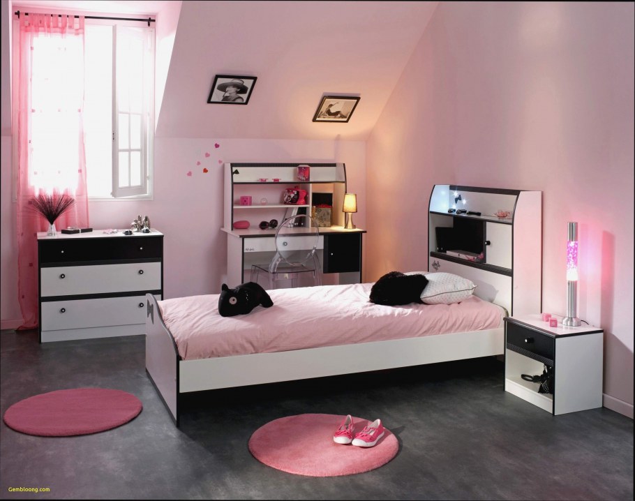 Комнаты для девочек подростков