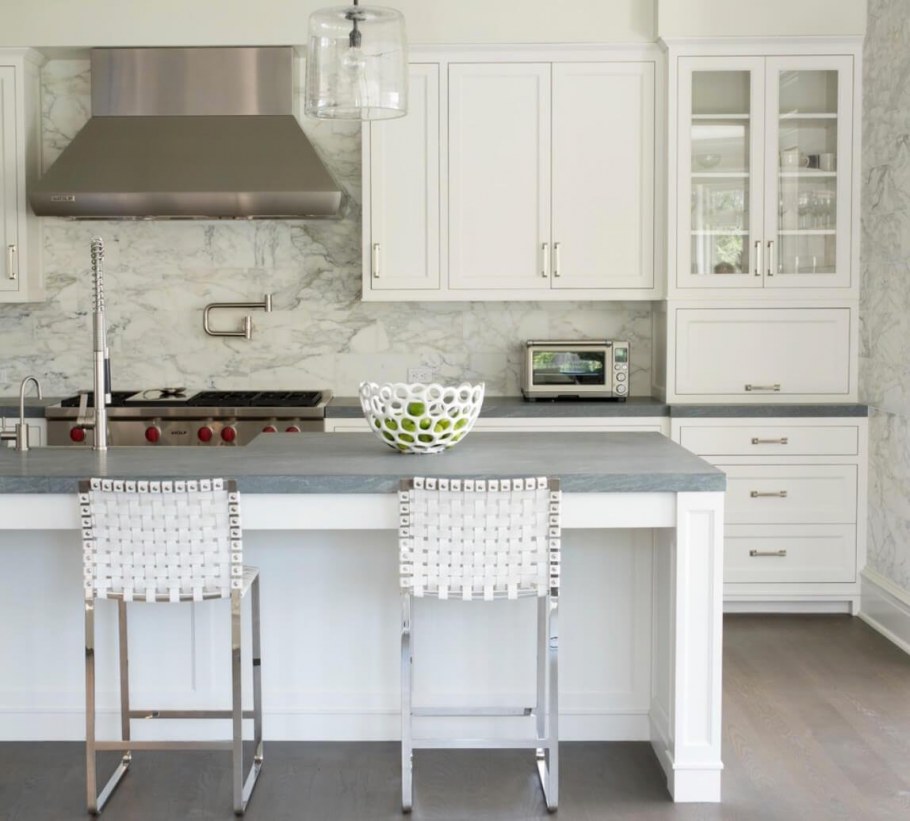 Кухня икеа серый низ белый верх