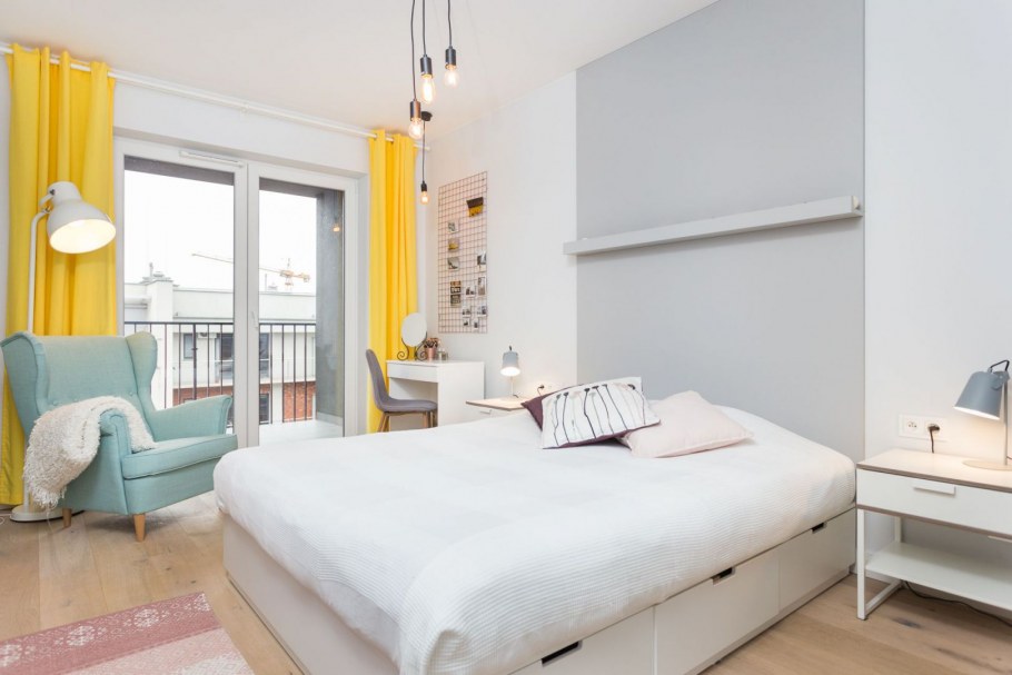 Желтые шторы