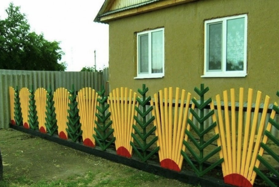 Забор на участке