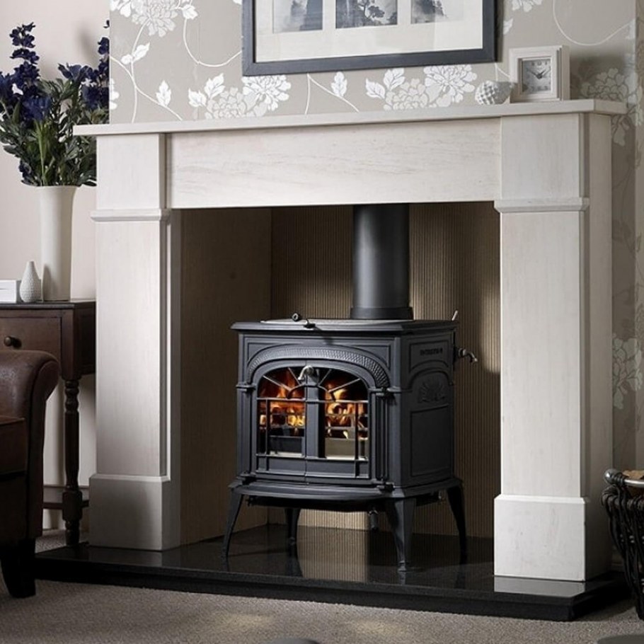 Печь камин в интерьере