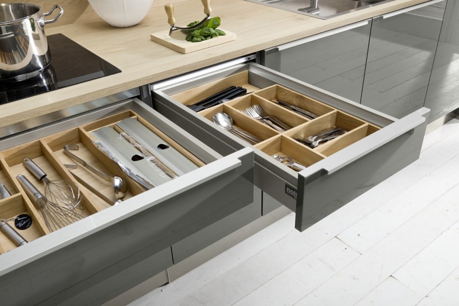 Угловой ящик для кухни