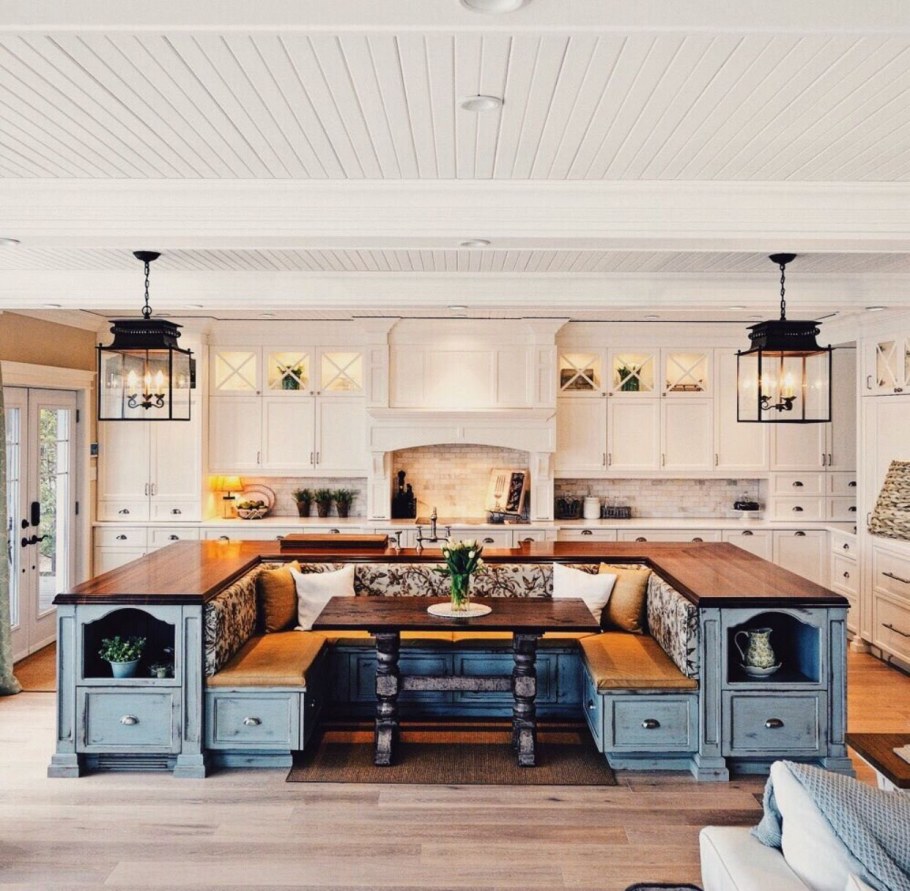 Аквариум в интерьере