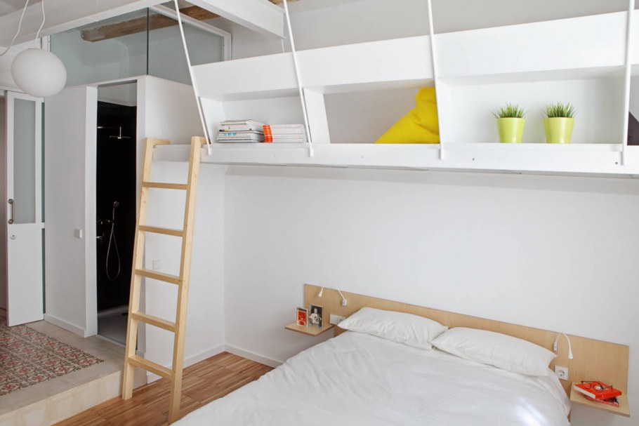 Кровать на втором уровне