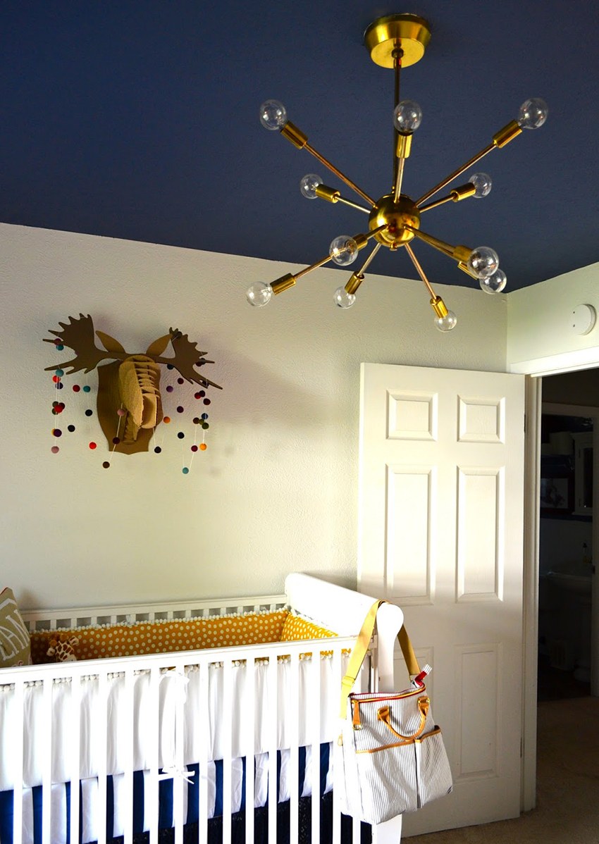 Люстра для детской комнаты