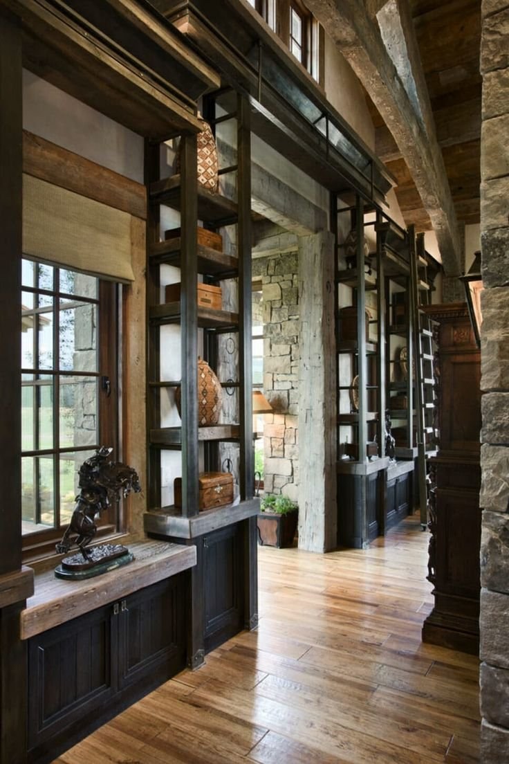 Прихожая в стиле Шале