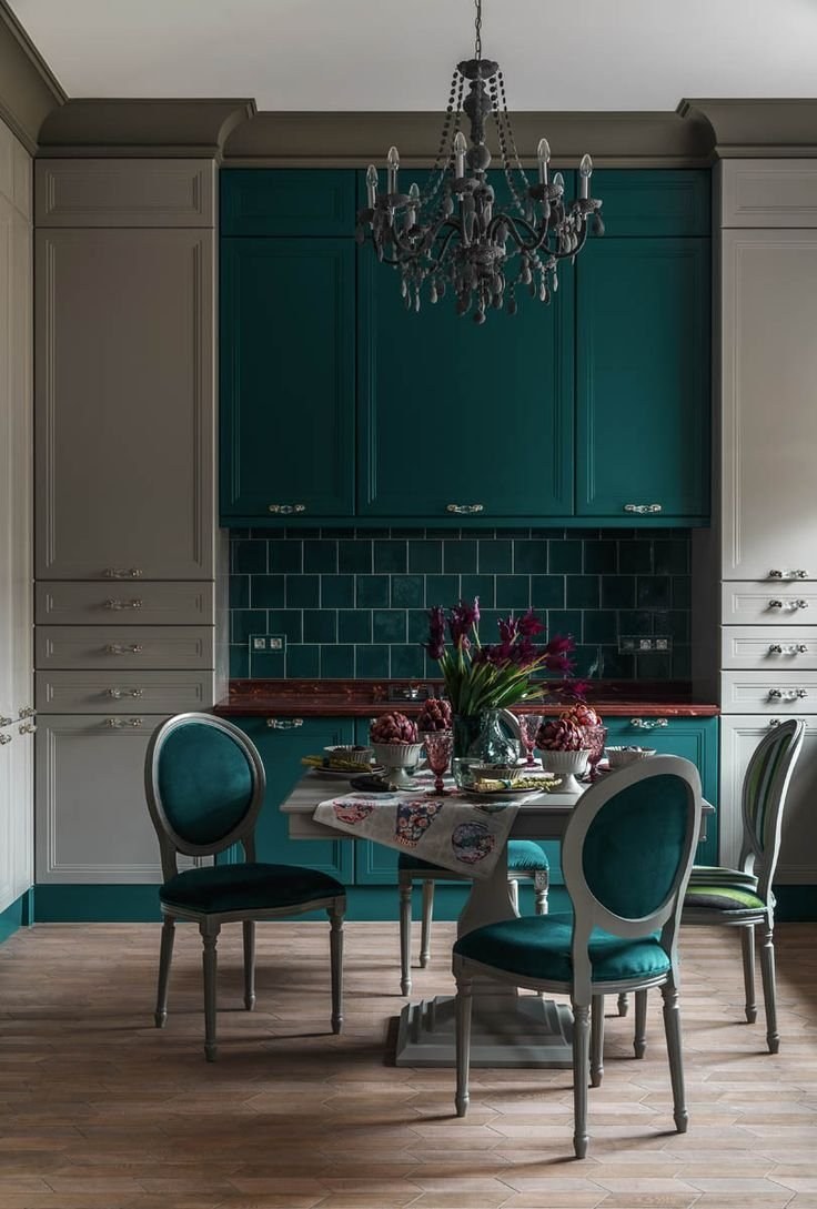 Гостиная в изумрудном цвете