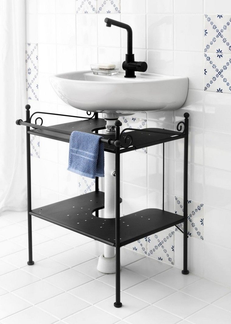 Деревянная тумба для ванной