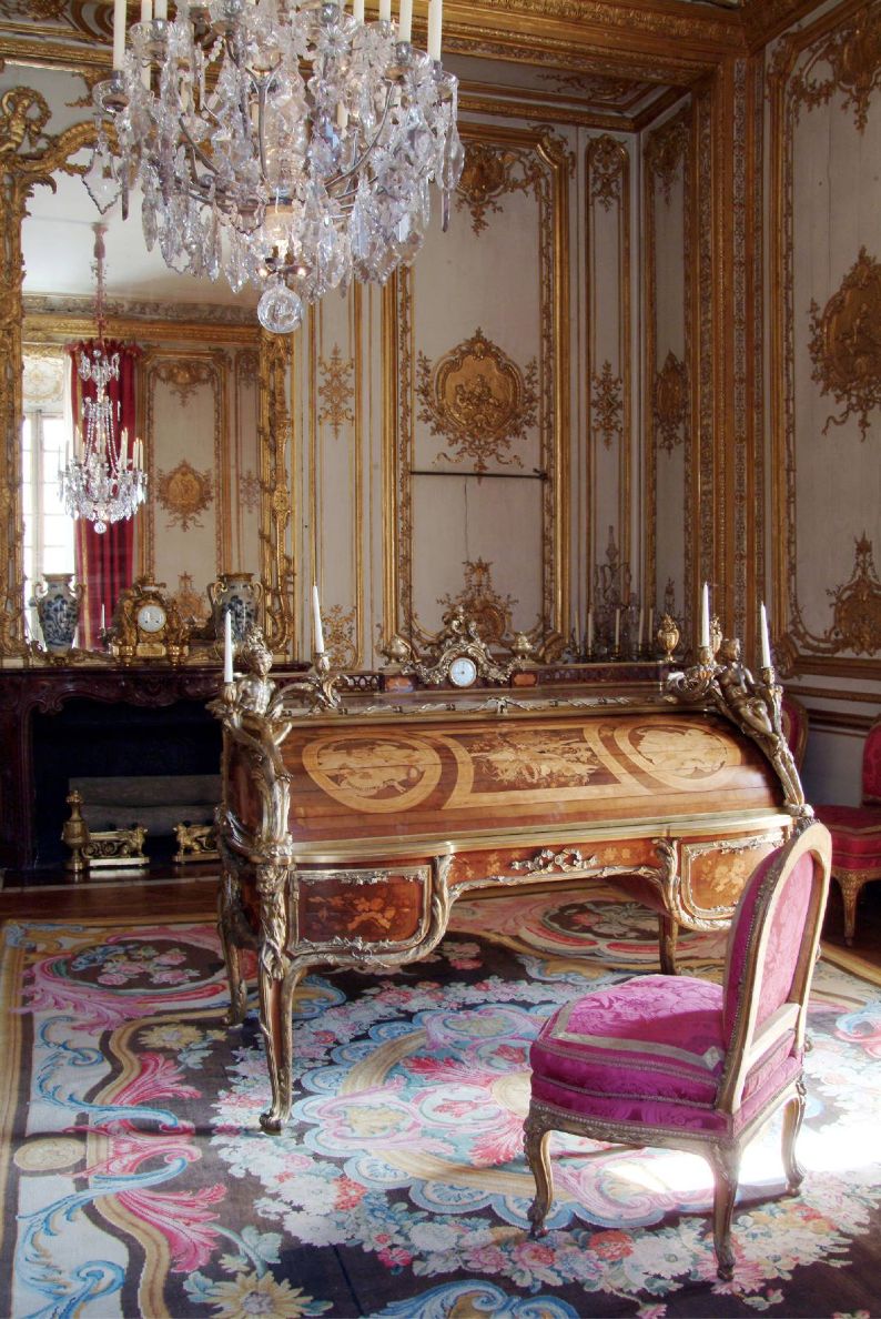 Шато де Виллет интерьер в Париже