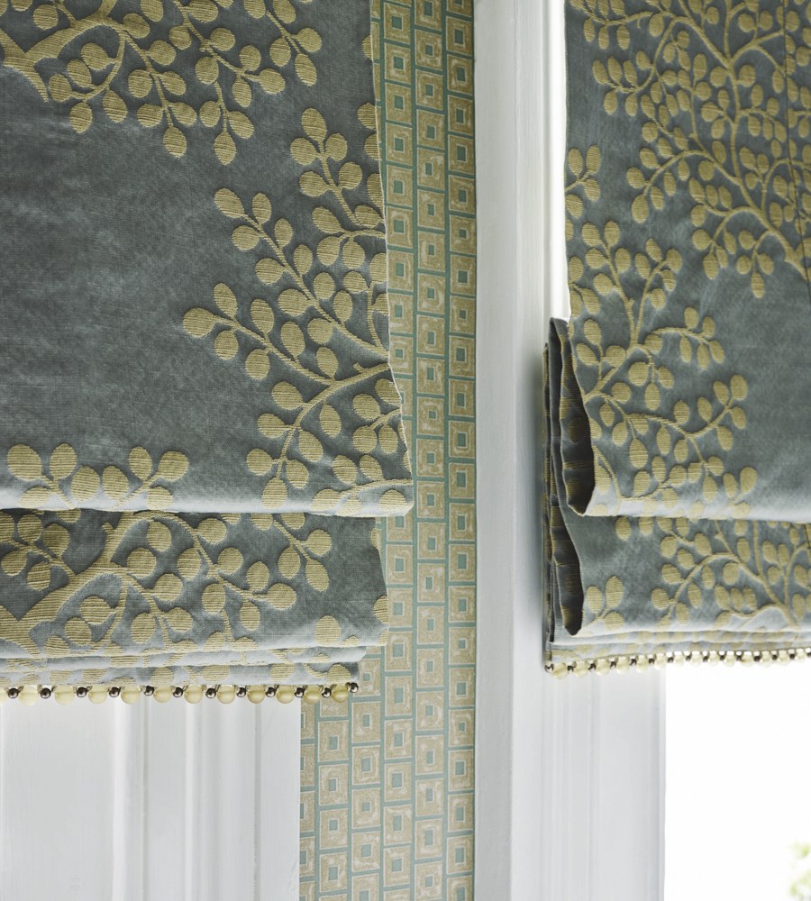 Римские шторы с обтачкой