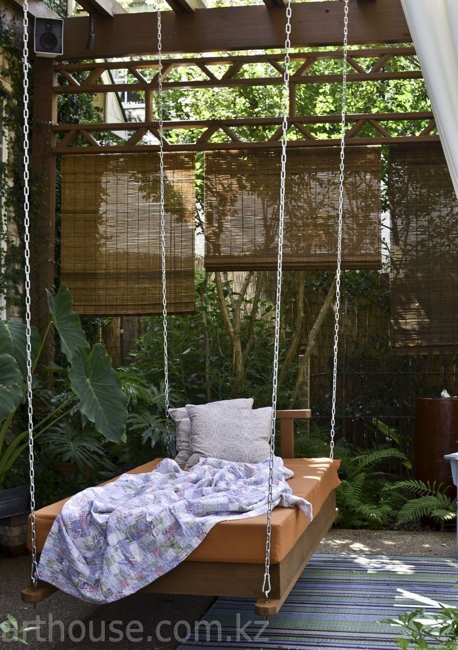 Подвесная кровать для дачи