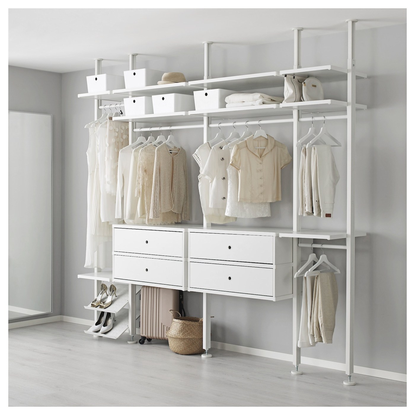 Нордкиза открытый гардероб в интерьере (75 фото) - красивые картинки и ...