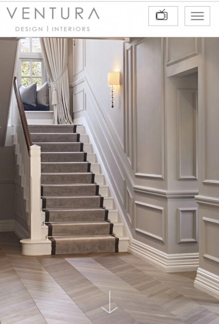 Плинтус напольный на лестнице