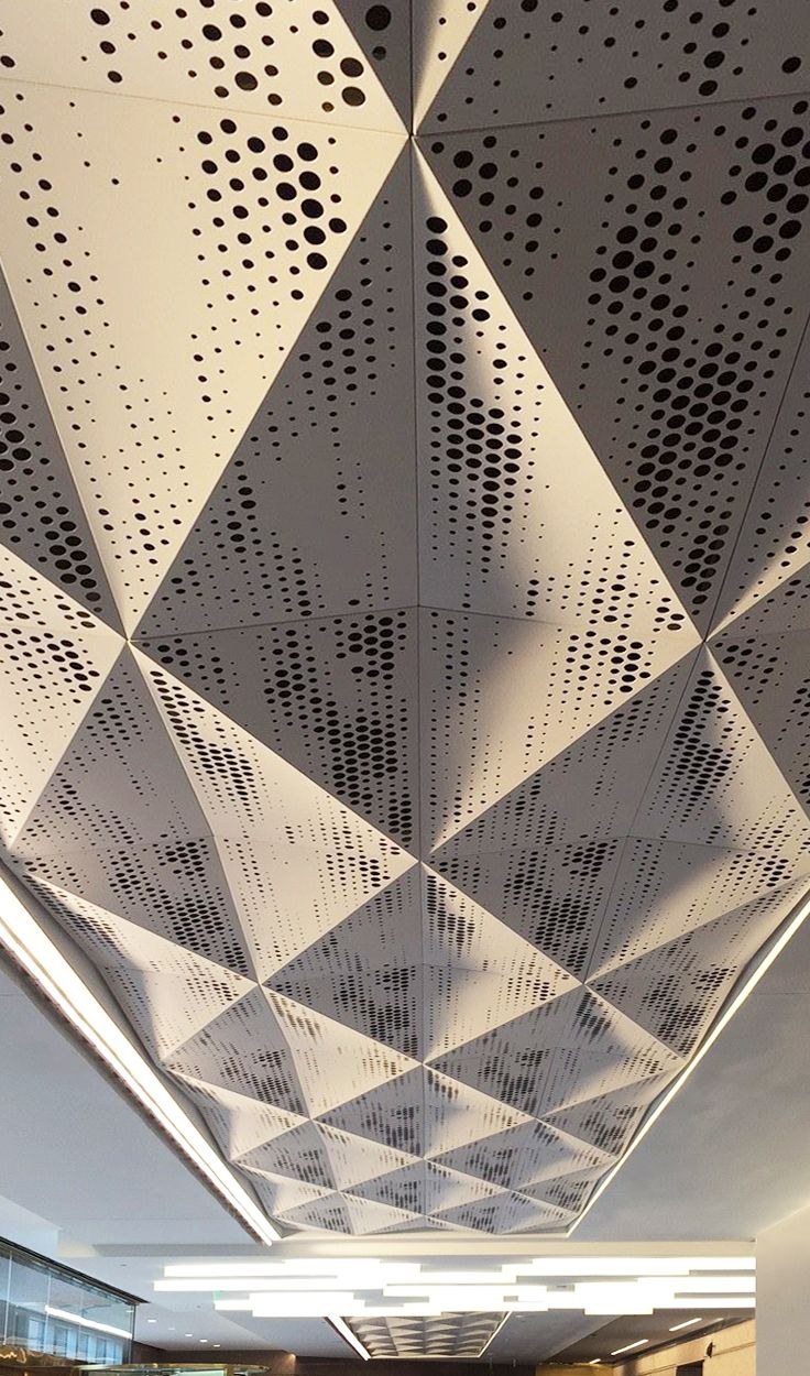 Потолок из перфорированного металла