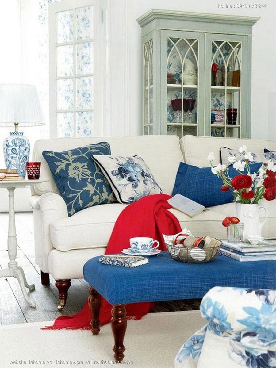 Сочетание красного и синего в интерьере