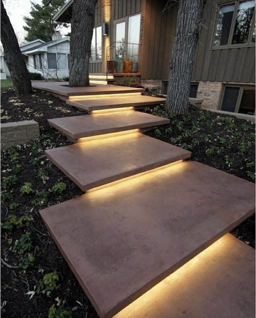 Подсветка крыльца