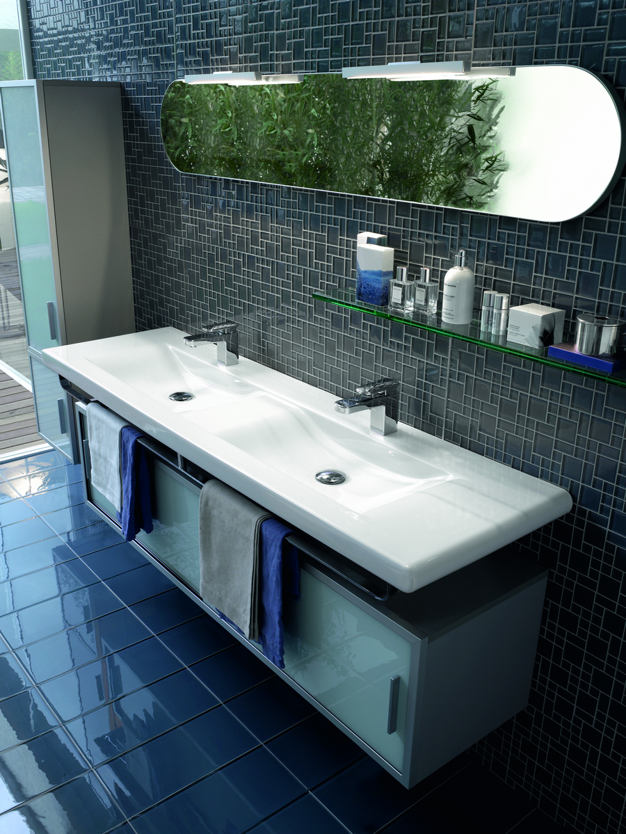 Двойная раковина для ванной