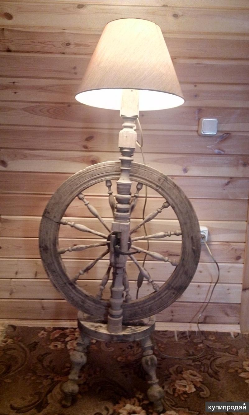 Колесо деревянное декоративное