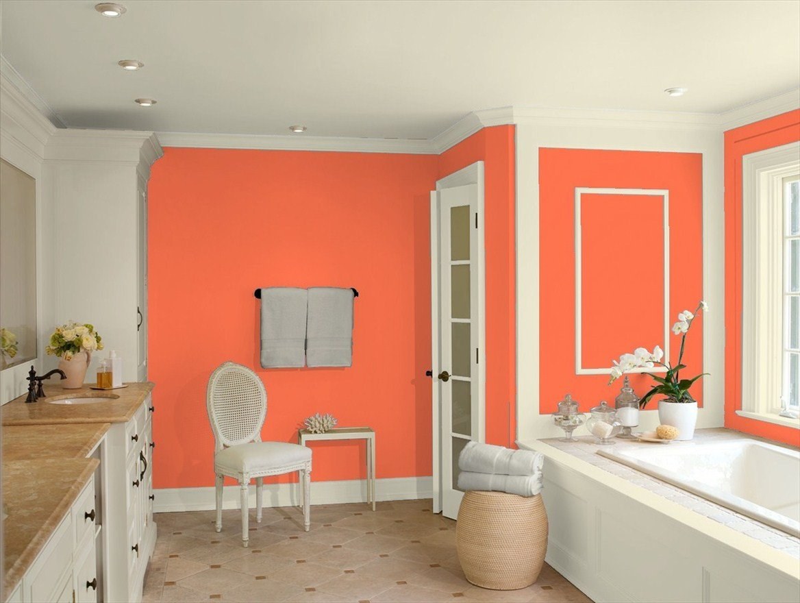Краски под обои цвета. Персиковый цвет краски для стен. Покрашенные стены. Крашенные стены в интерьере. Коралловый цвет краска для стен.