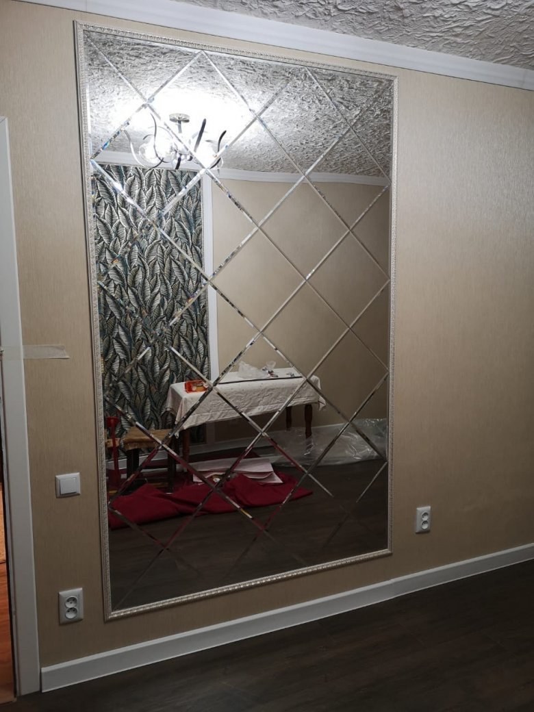 Декоративное панно на стену