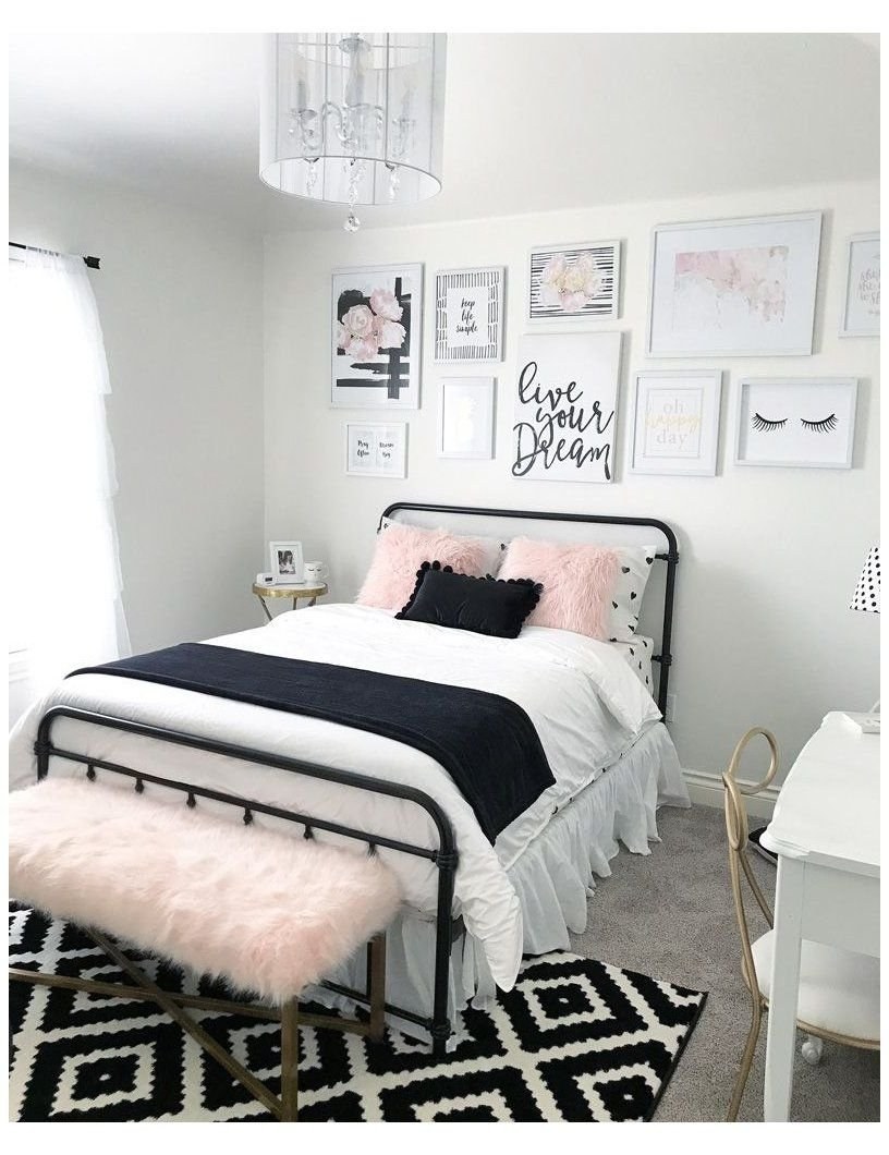 Белая спальня для подростка