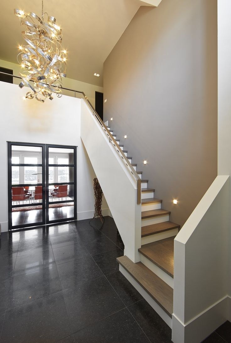 Подсветка лестницы